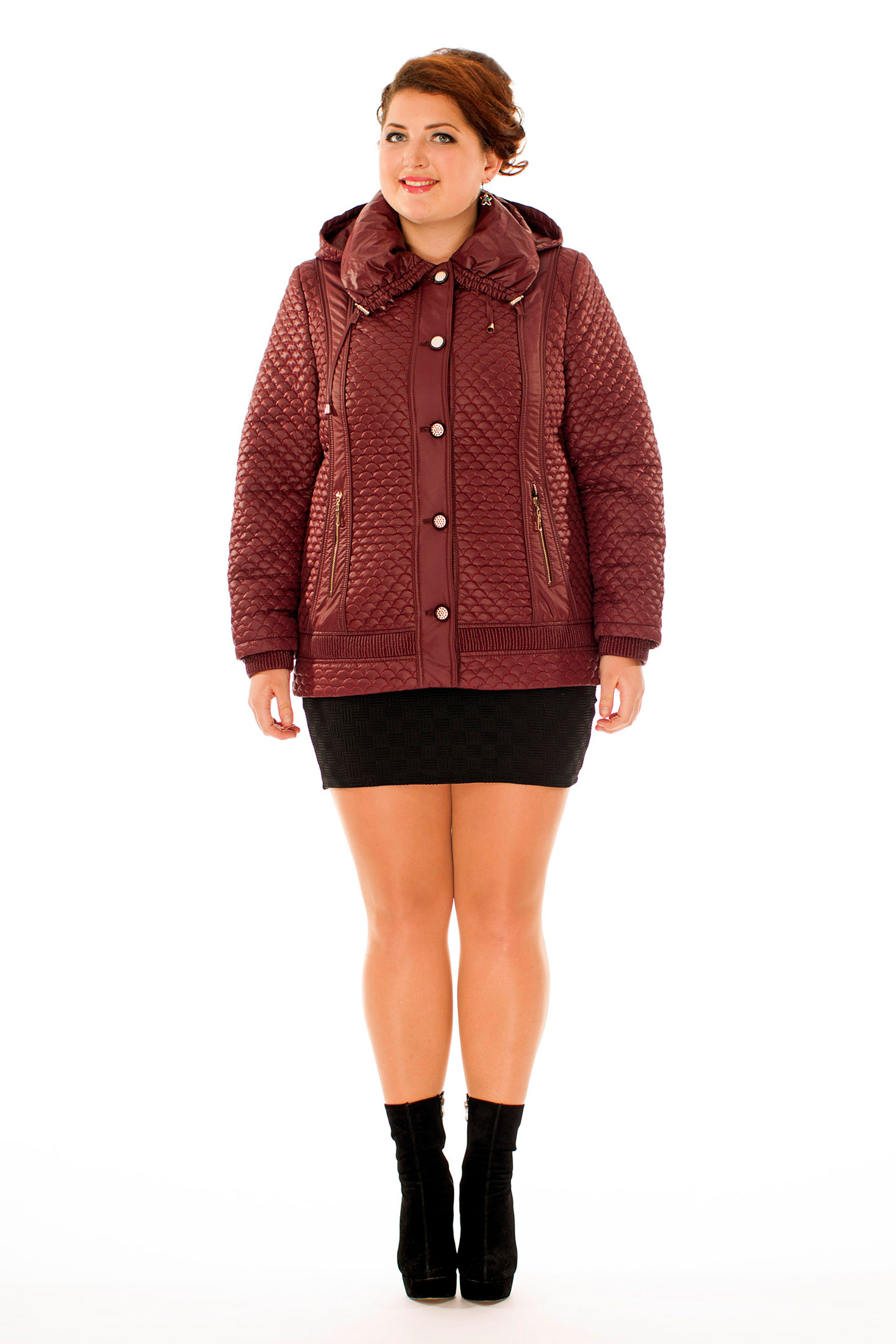 Куртка женская из текстиля с капюшоном МОСМЕХА красного цвета