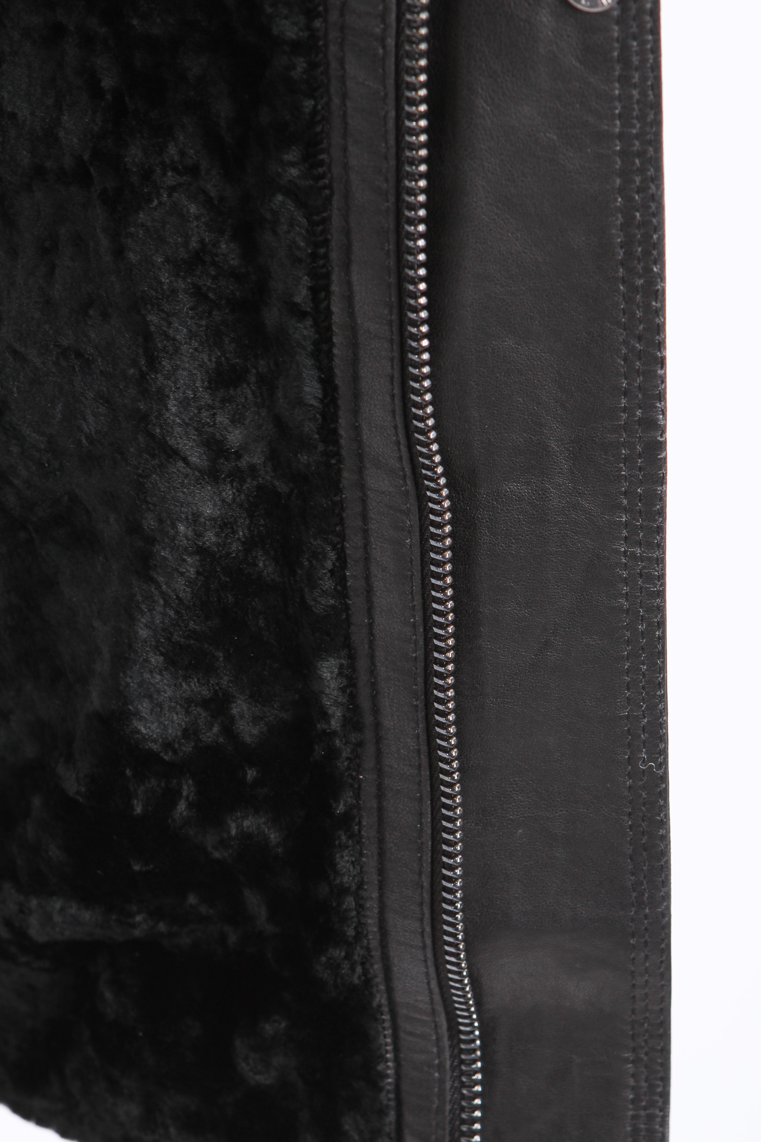 Мужская кожаная куртка из натуральной кожи  на меху с капюшоном, отделка чернобурка