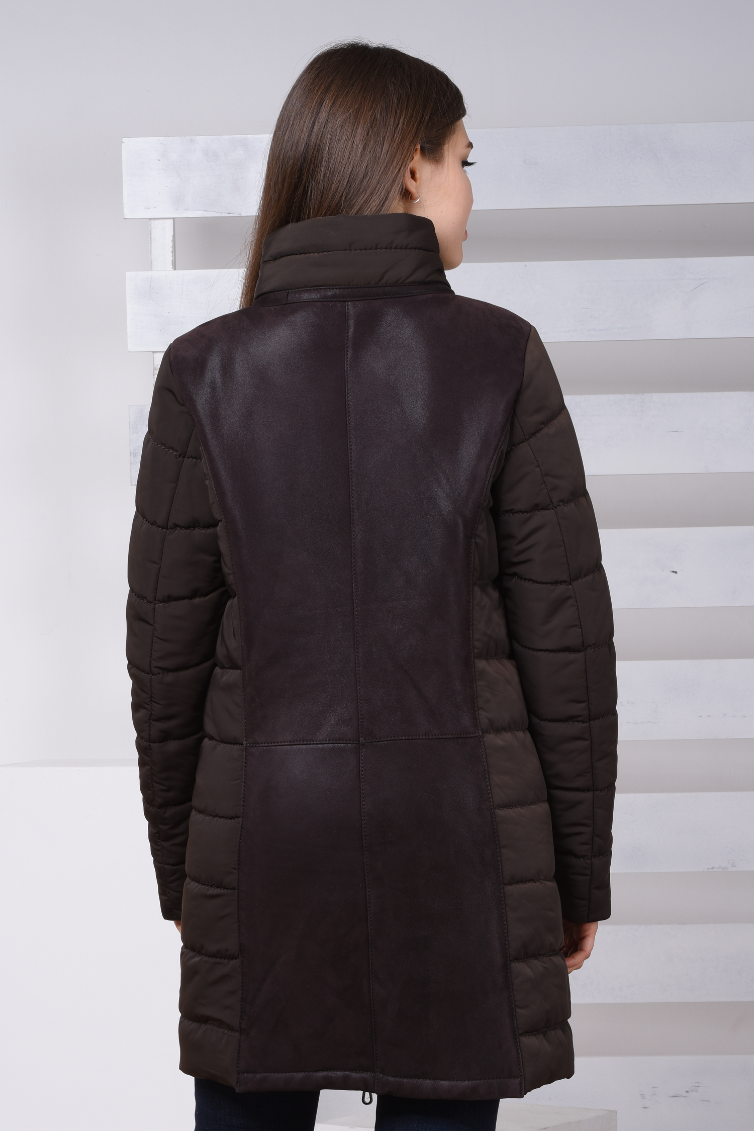 Женская кожаная куртка из натуральной кожи без воротника, без отделки