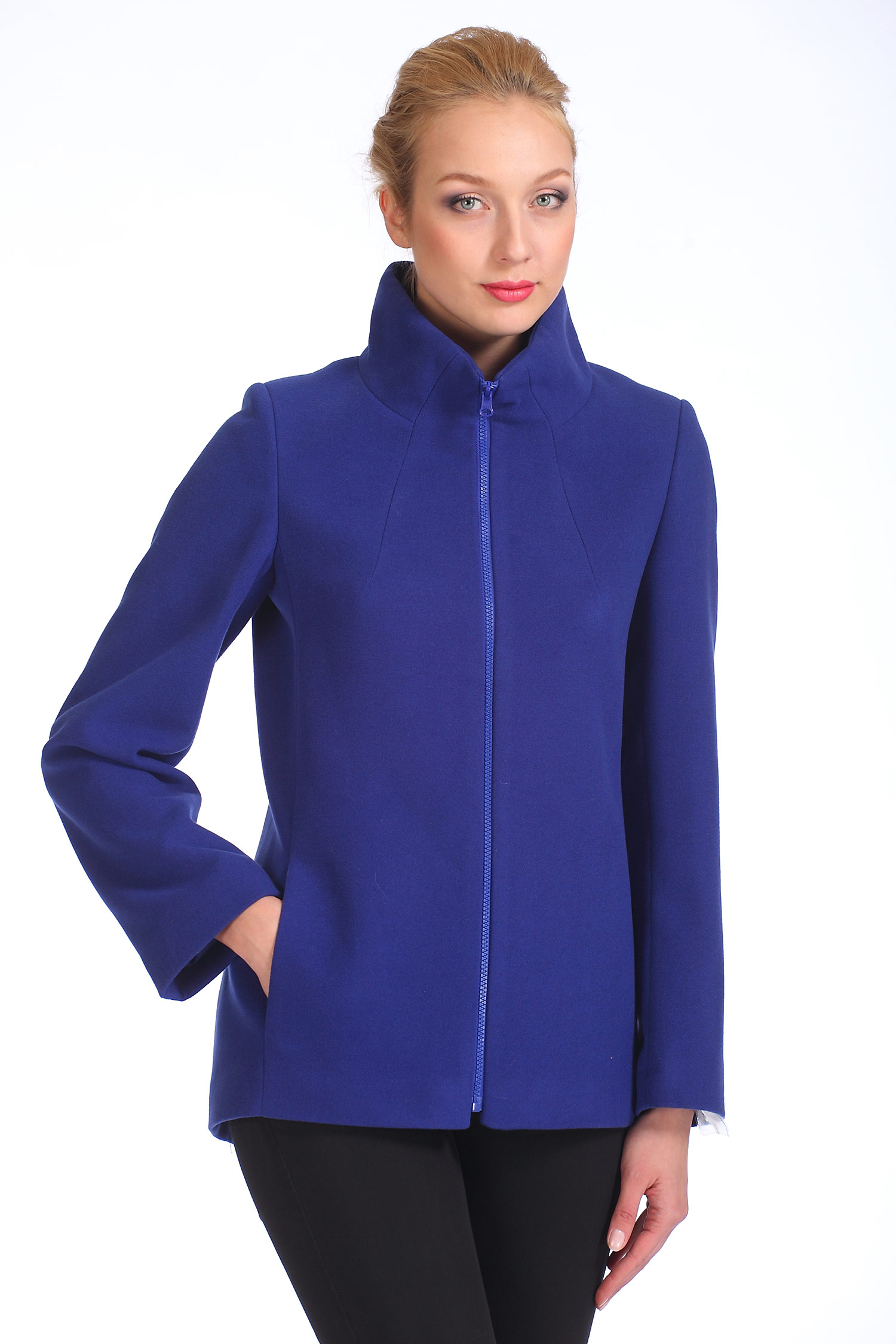 Женское пальто из текстиля с воротником от МОСМЕХА